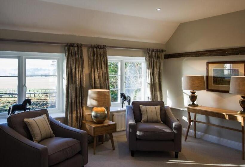 Люкс Повышенной Комфортности, Cowdray Lodge