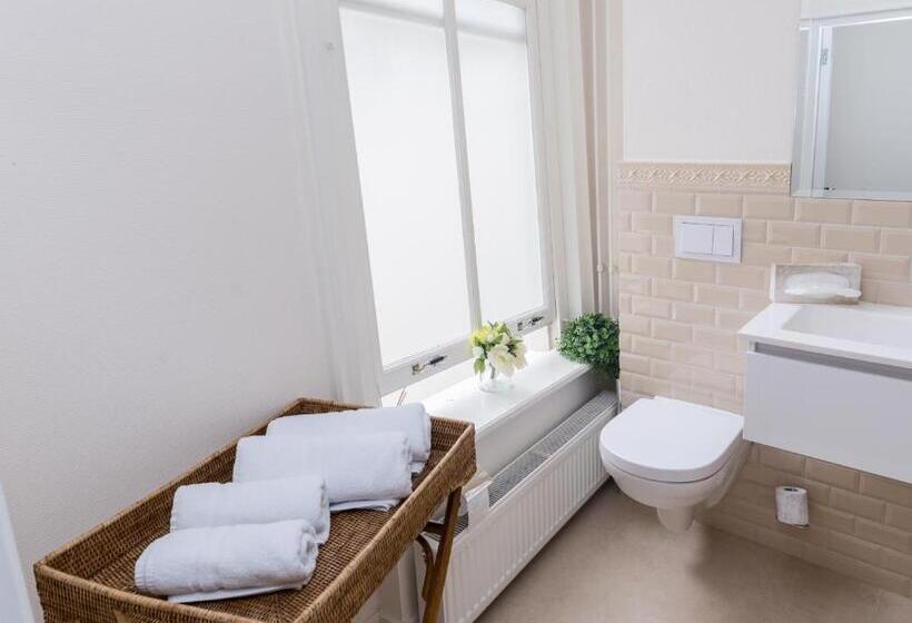 Полулюкс с Видом, Keizershouse Amsterdam
