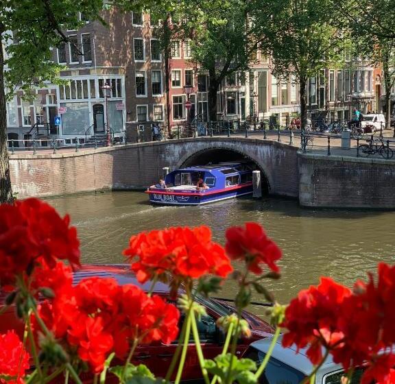 Полулюкс с Видом, Keizershouse Amsterdam