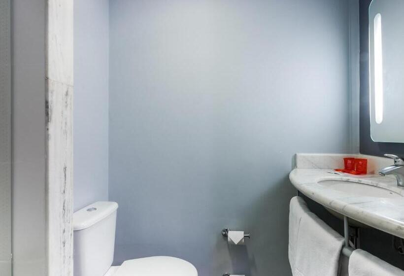 Номер Стандарт, Ibis Uberaba