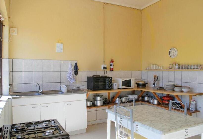 اتاق استاندارد, Element Riders Place Backpackers