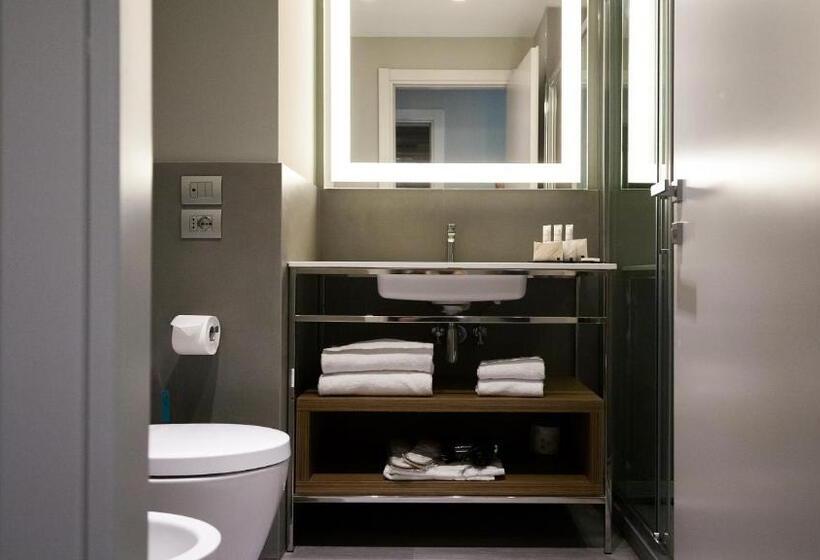 高级家庭房间, G Hotel Pescara