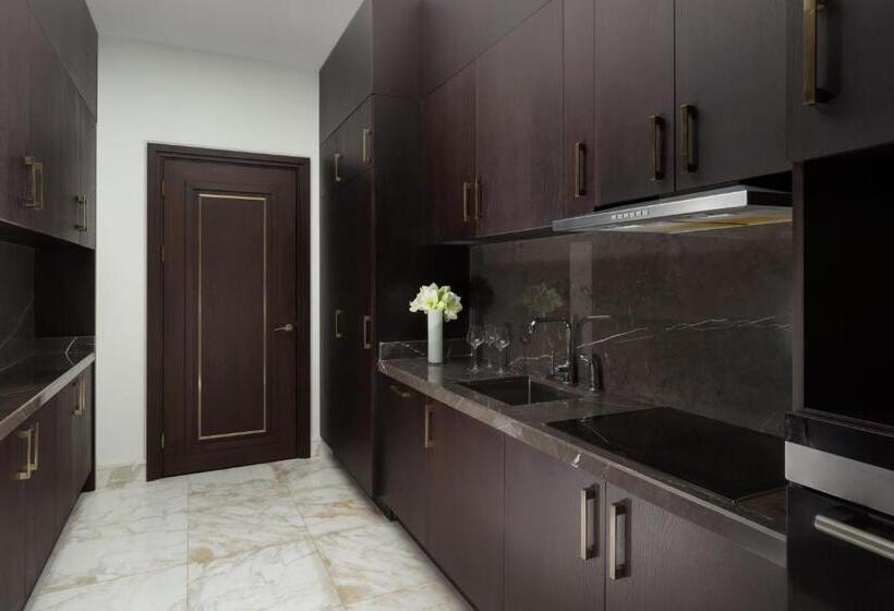 سوئیت پرزیدنت, The St. Regis Astana