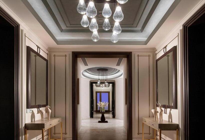 سوئیت پرزیدنت, The St. Regis Astana