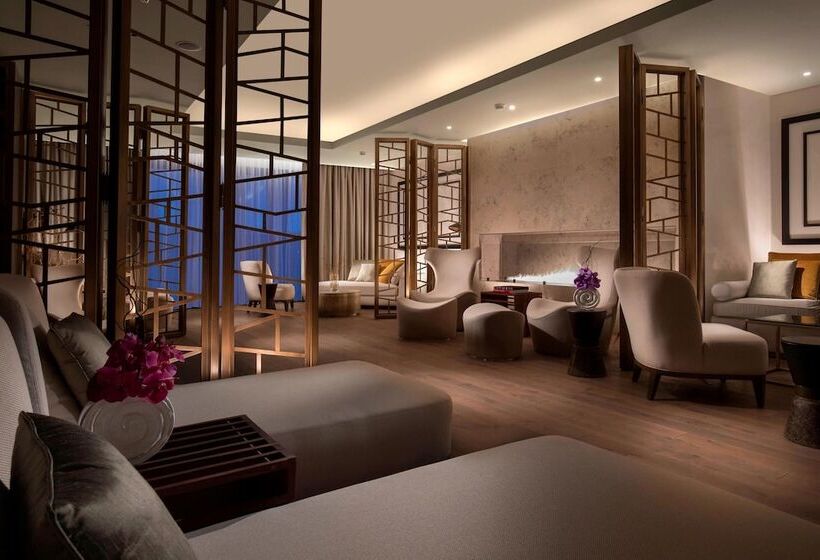 سوئیت رویال, The St. Regis Astana