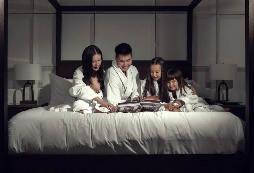 سوئیت رویال, The St. Regis Astana