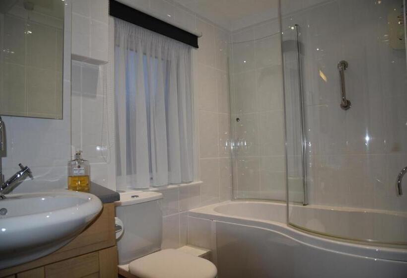 Номер Стандарт, Chapelhill Croft