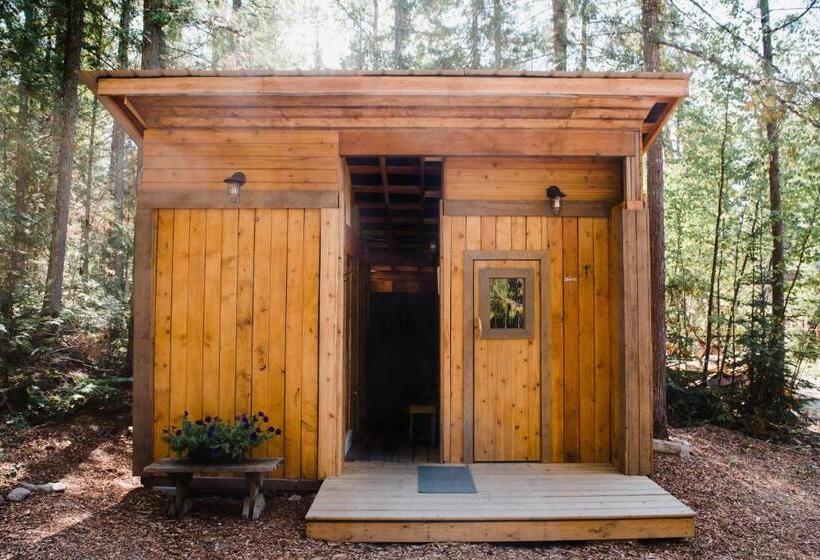 Deluxe Tent, Cedar Haven Cabins And Resort