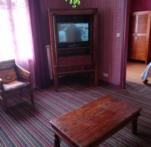 سوییت, Itsara Suites & Spa
