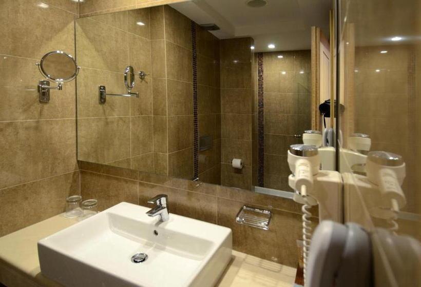Quarto Triplo Estandar, Danai Hotel & Spa