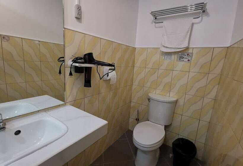 디럭스 룸, Pescadores Suites Moalboal