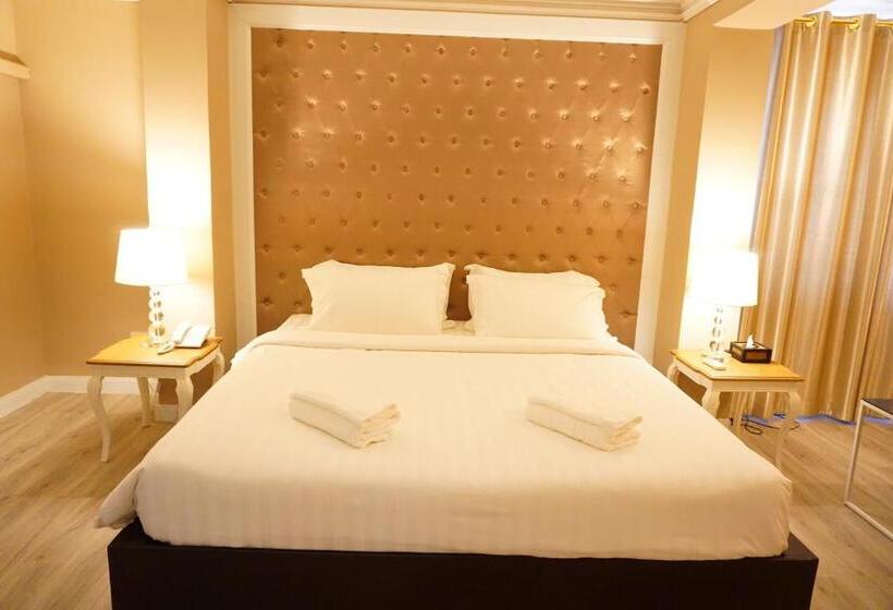 اتاق لوکس با چشم‌انداز شهر, Taris Art Hotel Phrae