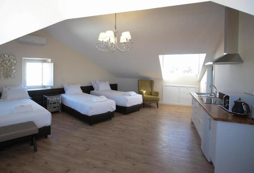 4인용 스탠다드 룸, Suites Guest House