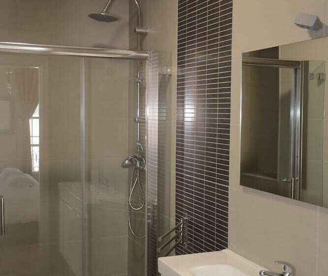 수피리어 룸, Suites Guest House