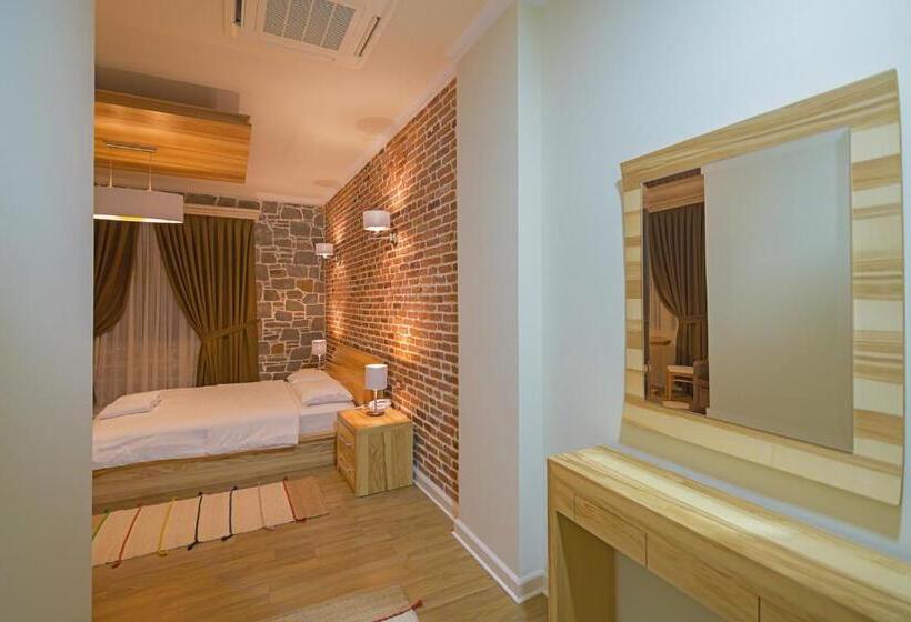 סוויטת ג'וניור, Casa Gaçe