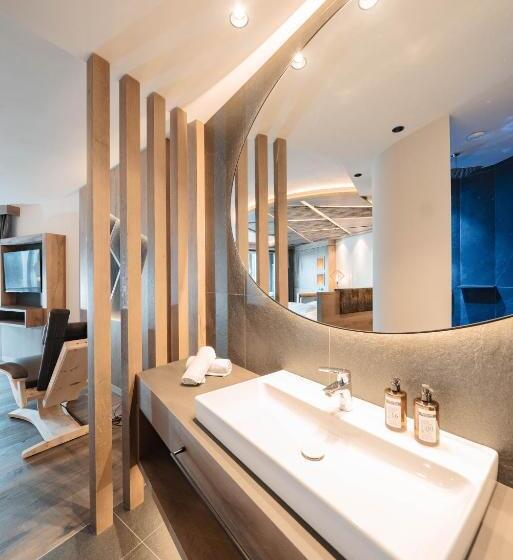 Люкс, Leitgam Luxury Hotel For Two