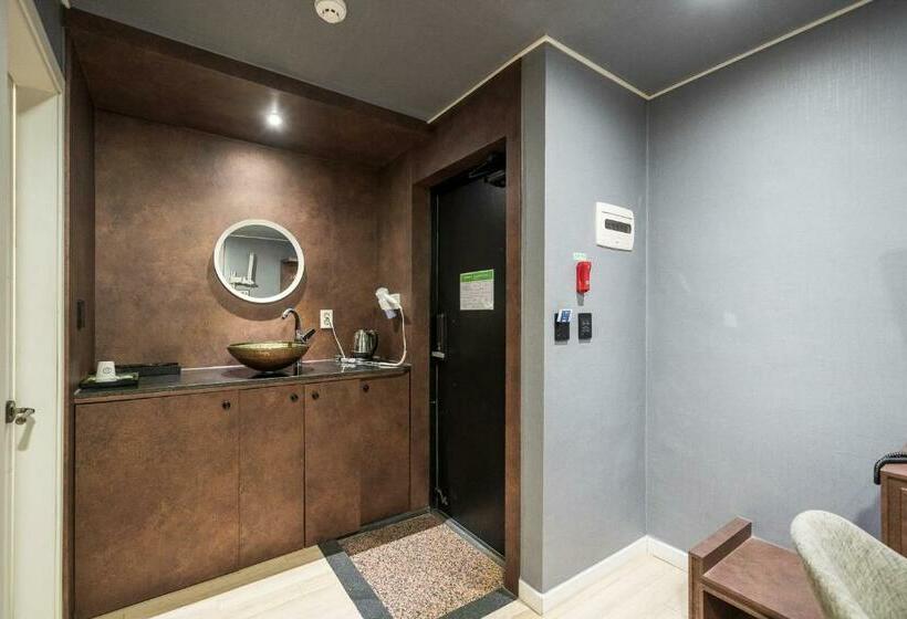 اتاق استاندارد, Malu Hotel Suwon