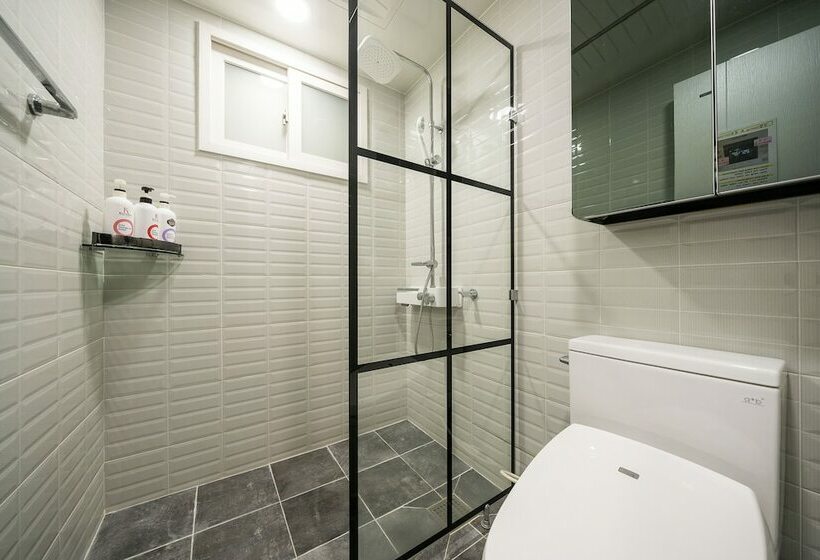 اتاق استاندارد, Malu Hotel Suwon