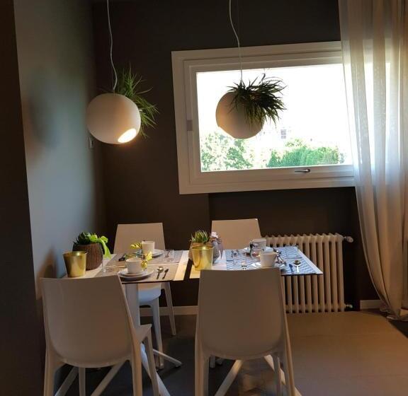 标准间带阳台, Art B&b Design