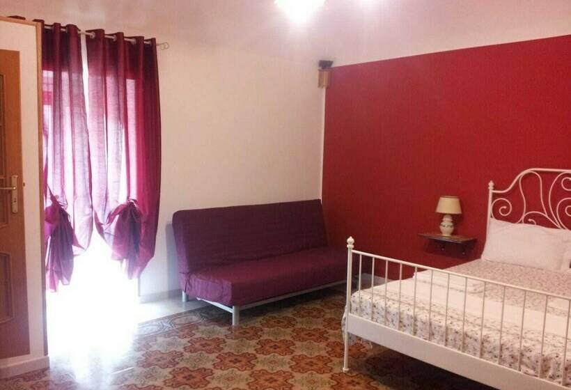 패밀리 룸, B&b Maia House