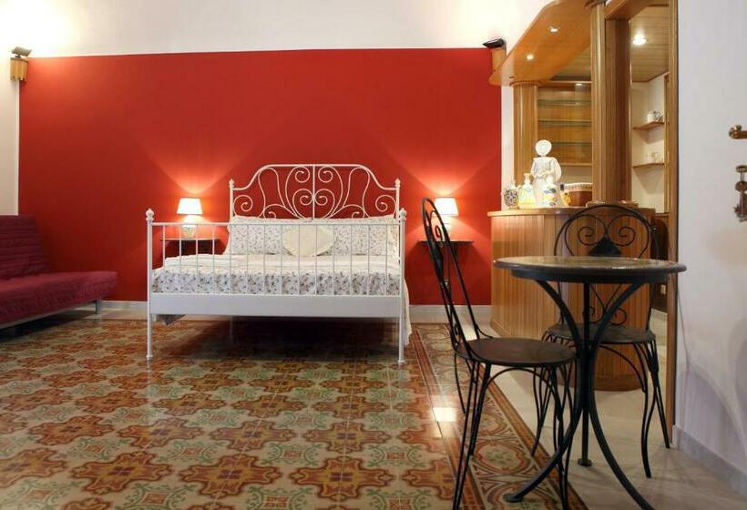 패밀리 룸, B&b Maia House