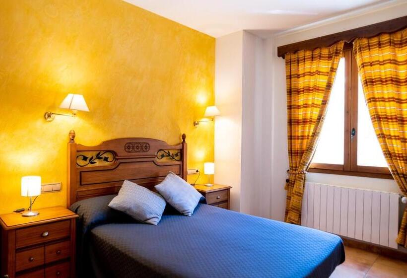 Номер Стандарт, Hostal El Guerrer