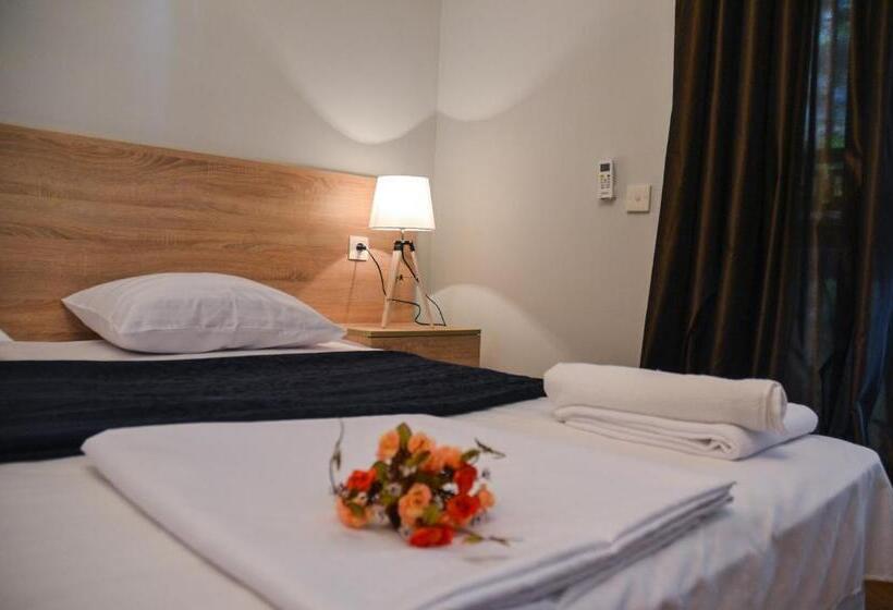 اتاق استاندارد با بالکن, Piccolo Casa Bella