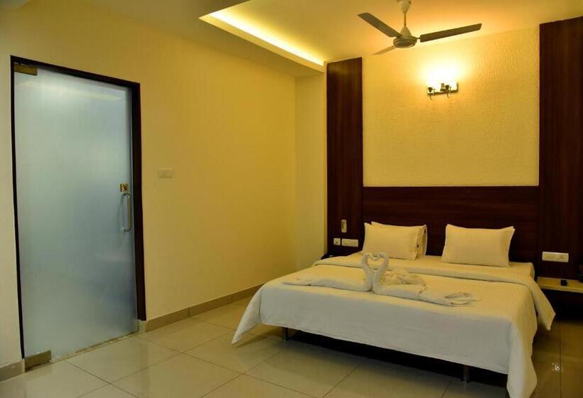 סוויטה, Rathna Residency