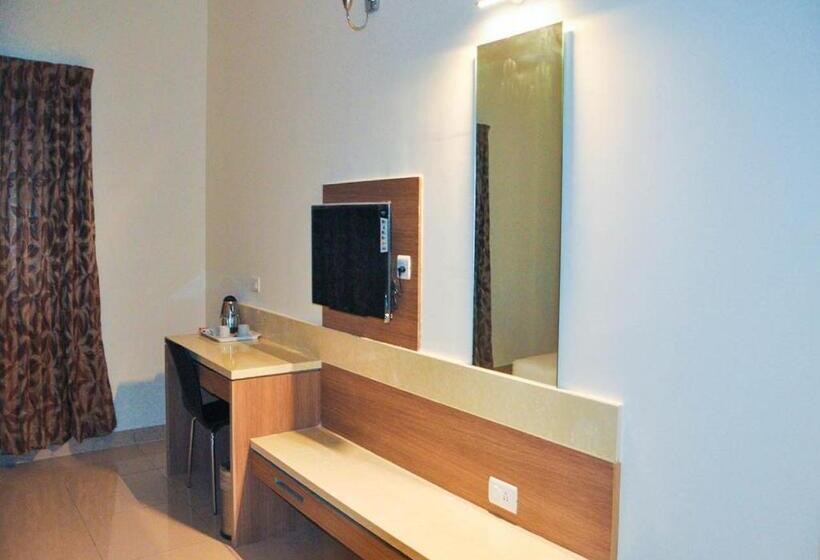 חדר סטנדרט יחיד, Rathna Residency
