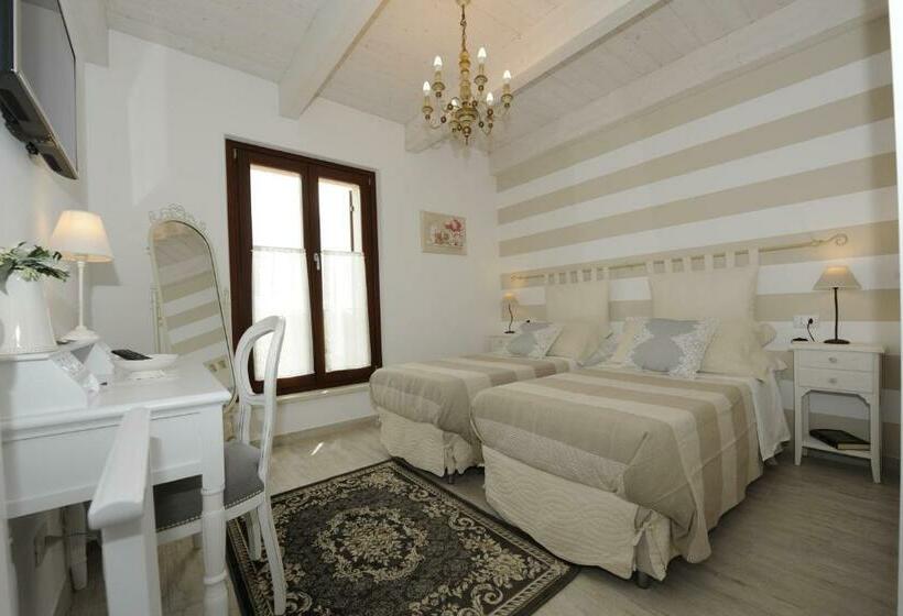اتاق استاندارد, Corte Caselle