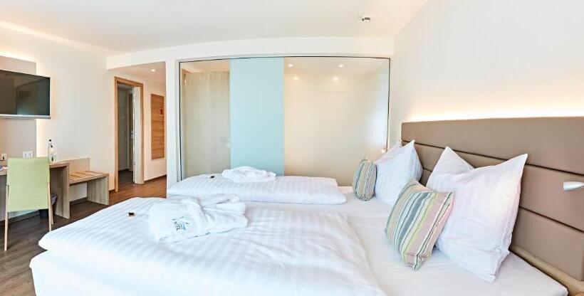 Номер Стандарт Индивидуальный с Балконом, Vital Hotel An Der Therme Gmbh