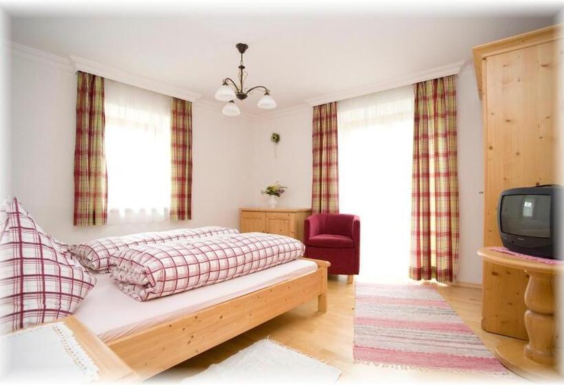 Апартаменты 2 Спальни, Hauslhof