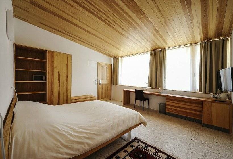 Standard Room, Gracanica