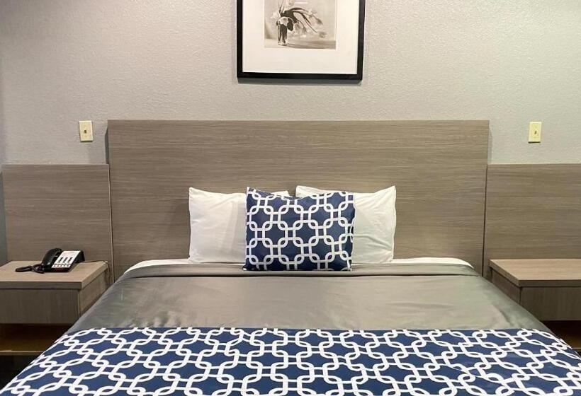 Suite Lit King, Island Suites Hobby Airport