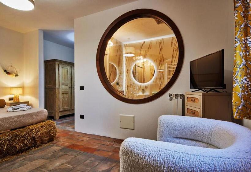 Люкс Повышенной Комфортности, Agriturismo Cascina Mirandola