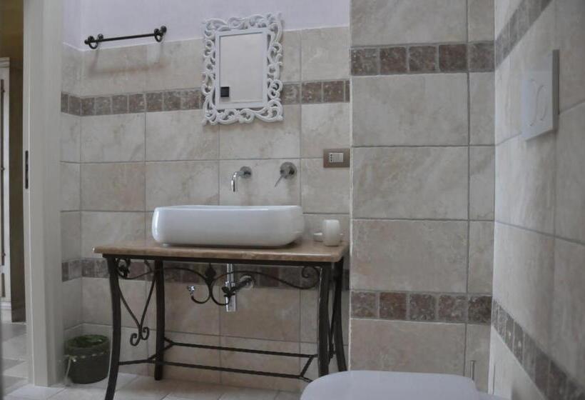스탠다드 룸 킹사이즈 침대, Masseria Le Terrazze Di Serranova