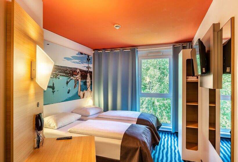Номер Стандарт, B&b Hotel Konstanz