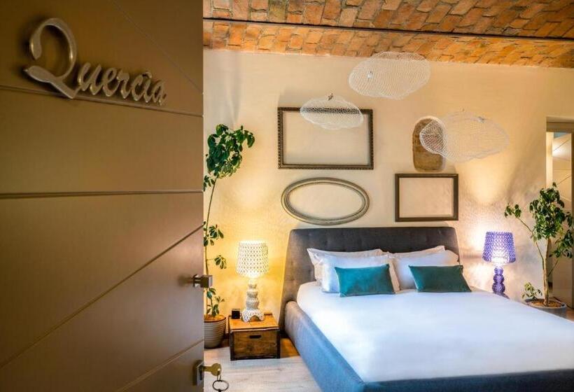 اتاق لوکس, Langhe Country House