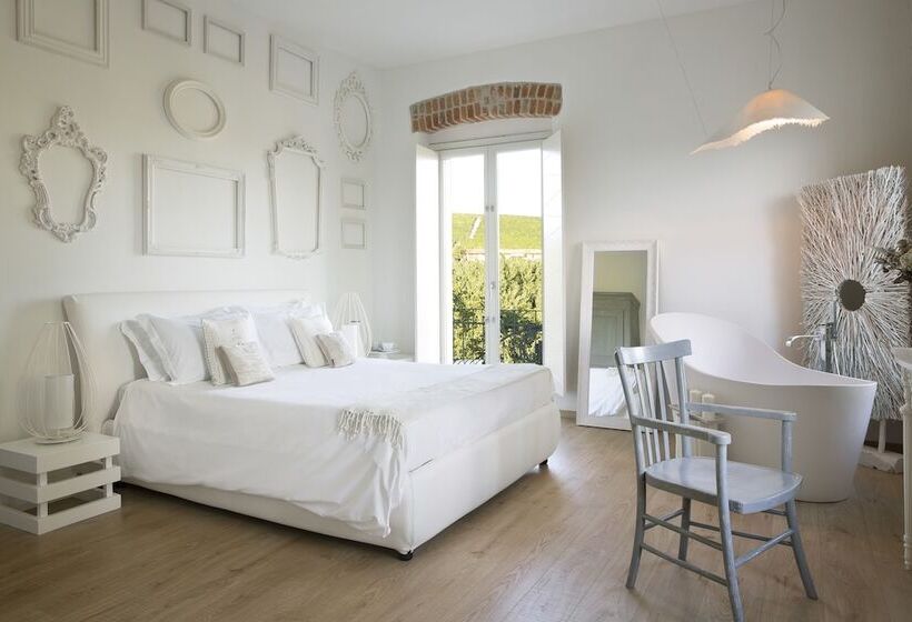 سوئیت با بالکن, Langhe Country House