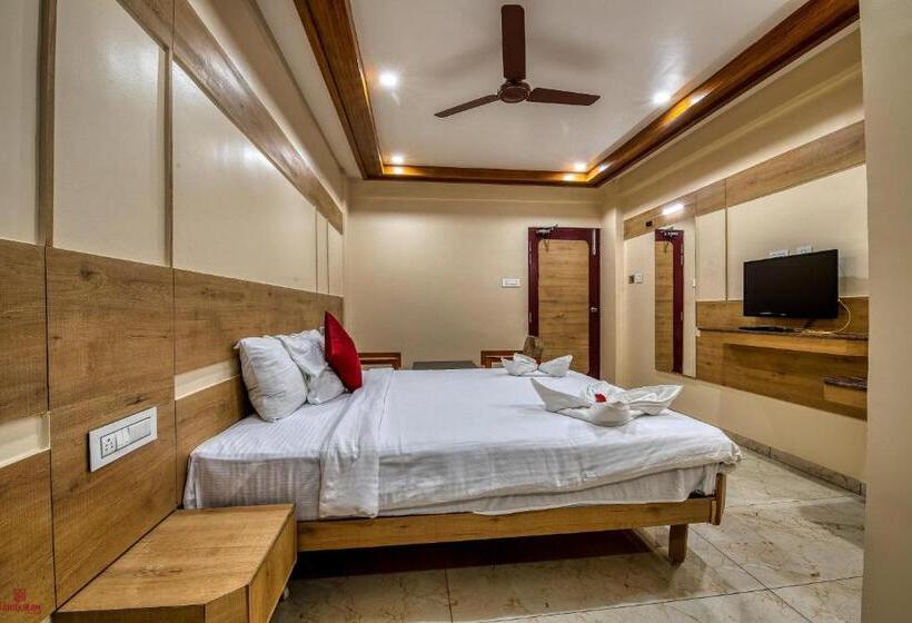 Номер Executive, Sri Janakiram Hotels