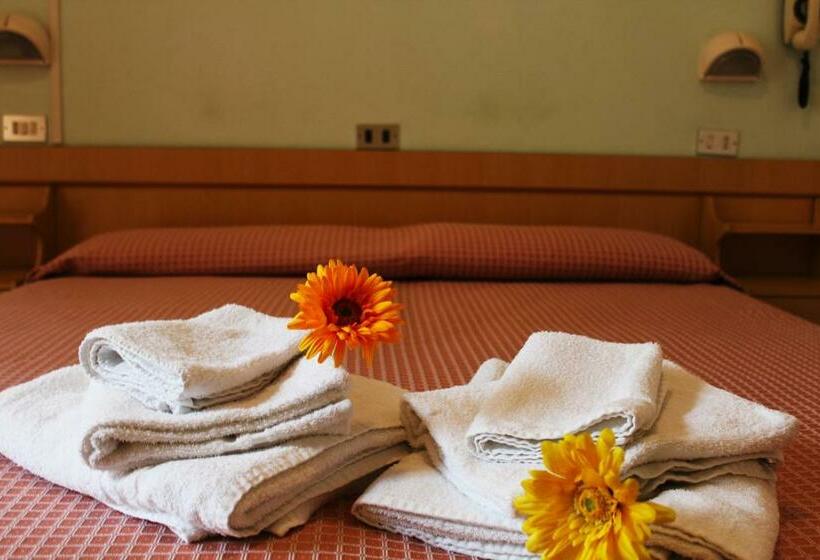 Номер Стандарт, B&b Hotel Lina