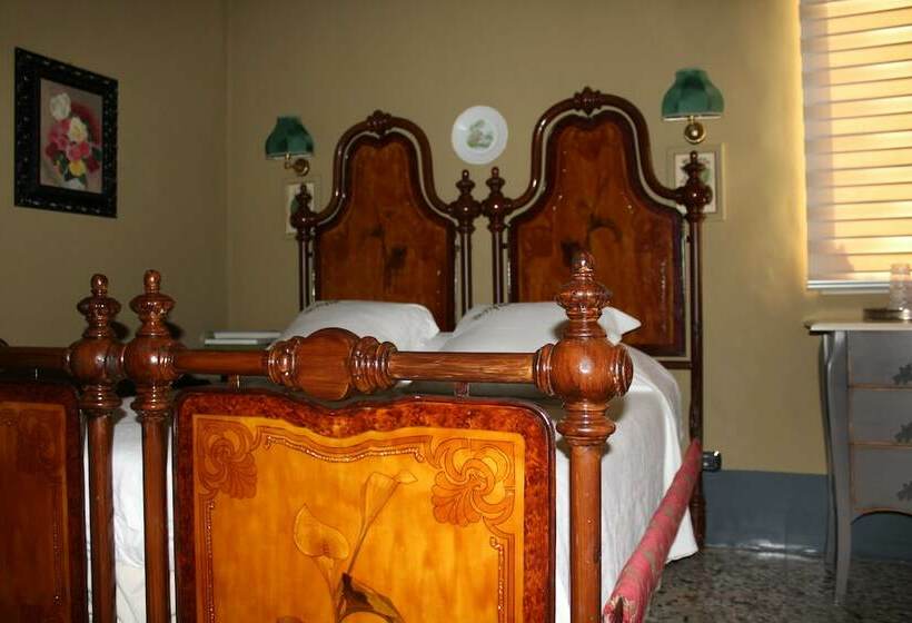 Номер Deluxe, Kemmare