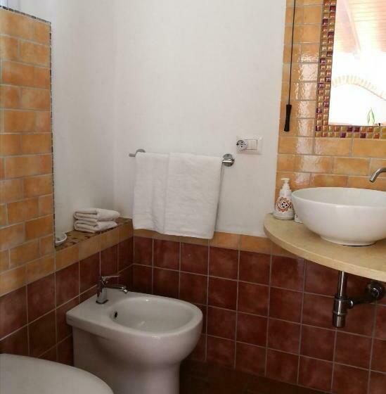 سوییت با چشم‌انداز باغ, Villa Maria