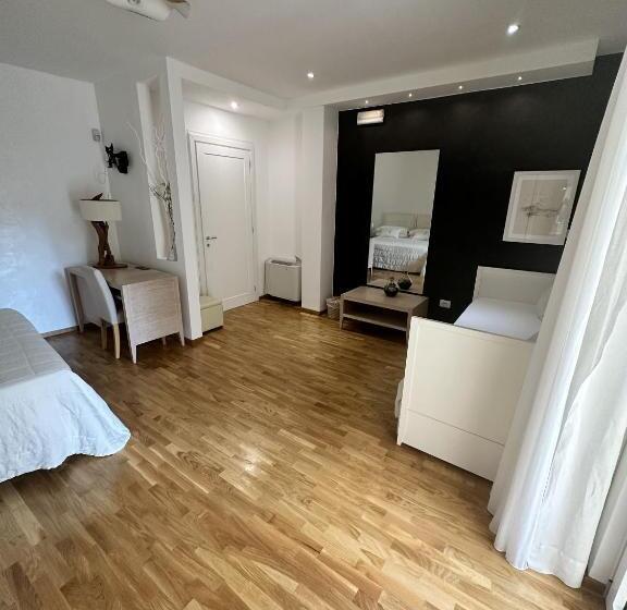 اتاق استاندارد, Adagio Salentino
