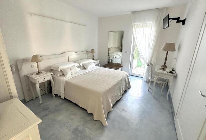 اتاق استاندارد, Adagio Salentino
