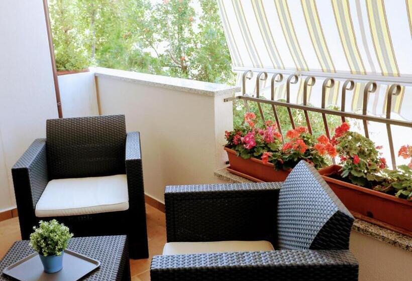 Номер Стандарт с Террасой, Zama Bed&breakfast