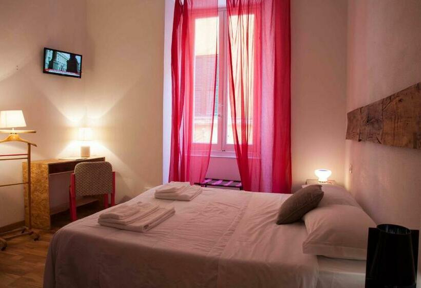 غرفة قياسية, Albergo Delle Spezie