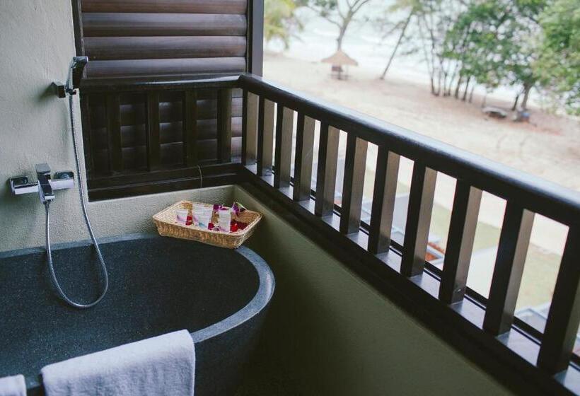 Номер Deluxe Вид на Море, Sand & Sandals Desaru Beach Resort & Spa