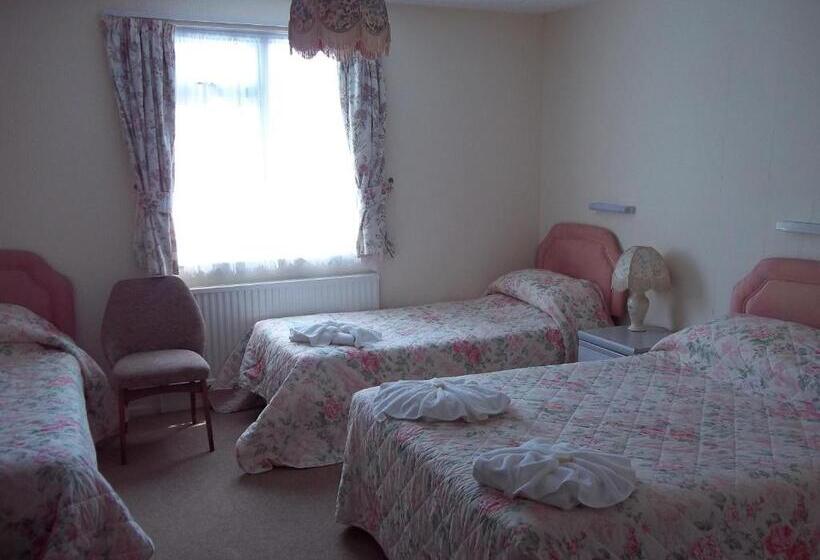 Family Suite, Ashley Court Hotel