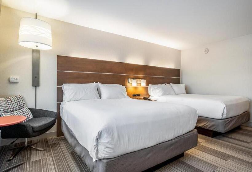 Номер Стандарт, Holiday Inn Express & Suites Platteville, An Ihg